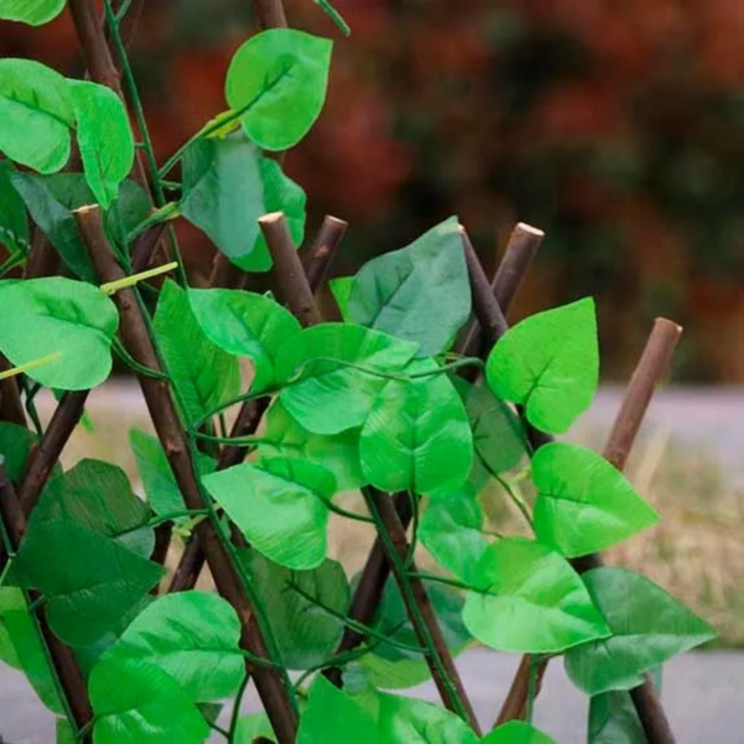 Artificial Ivy Privacy Hedge in Green for Immediate Privacy