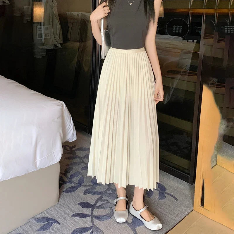 Elegant Pleated Midi Skirt