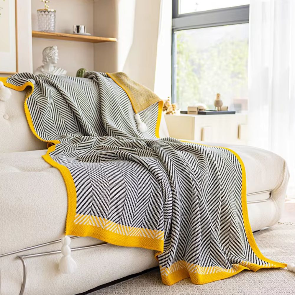 Luxurious Gold Chevron Pattern Throw Blanket
