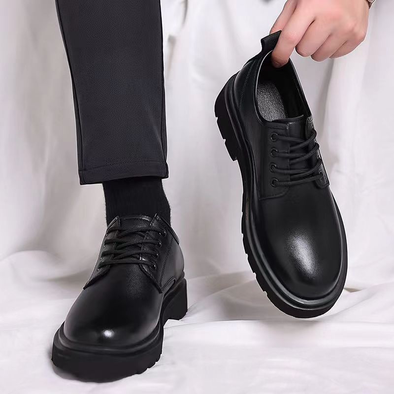 Men's Lace-Up Oxford Style Shoes