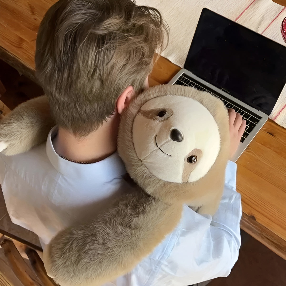 Soothing Cuddle Pillows – Soft and Stress-Relieving | Perfect Support for Relaxation