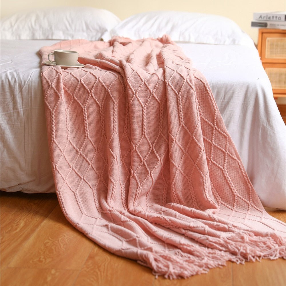 Stylish Knitted Sofa Throw – Scandinavian Elegance & Comfort