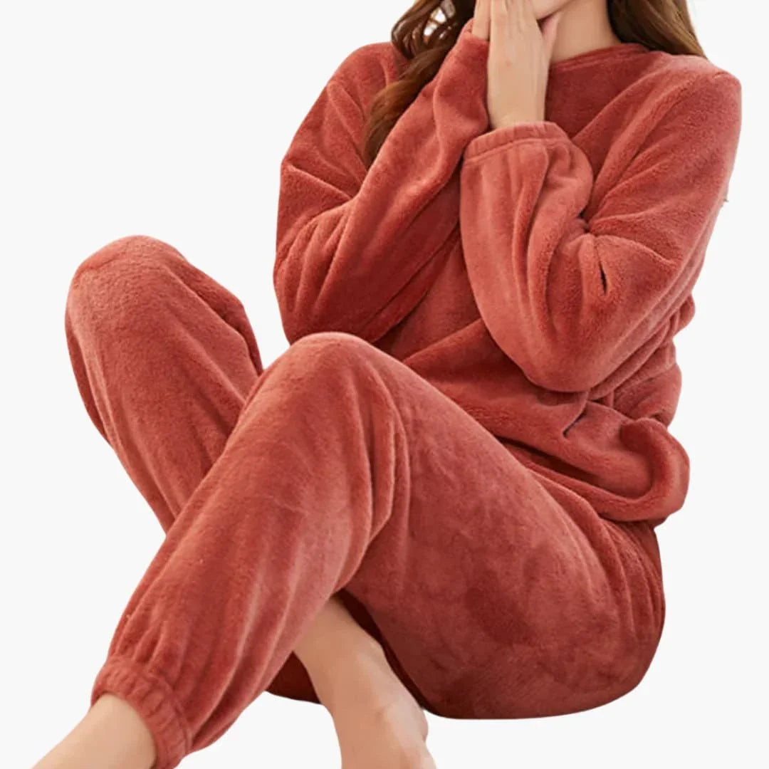 Women's Fleece Pajama Set with Round Neck and Elastic Waistband