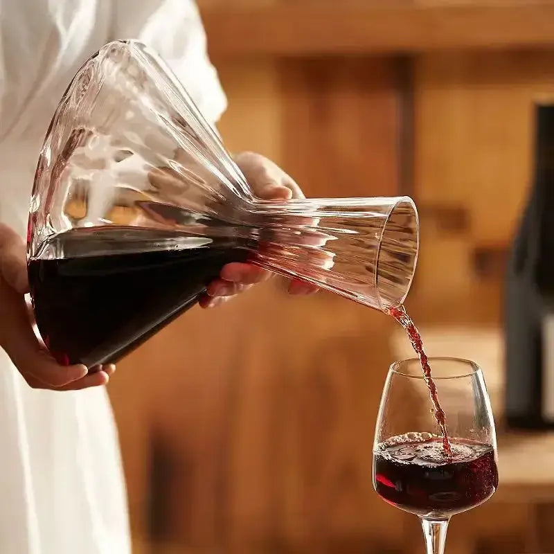 1.5L Rotating Crystal Carafe - 360° Rotating Decanter for Wine, Whiskey, and Champagne