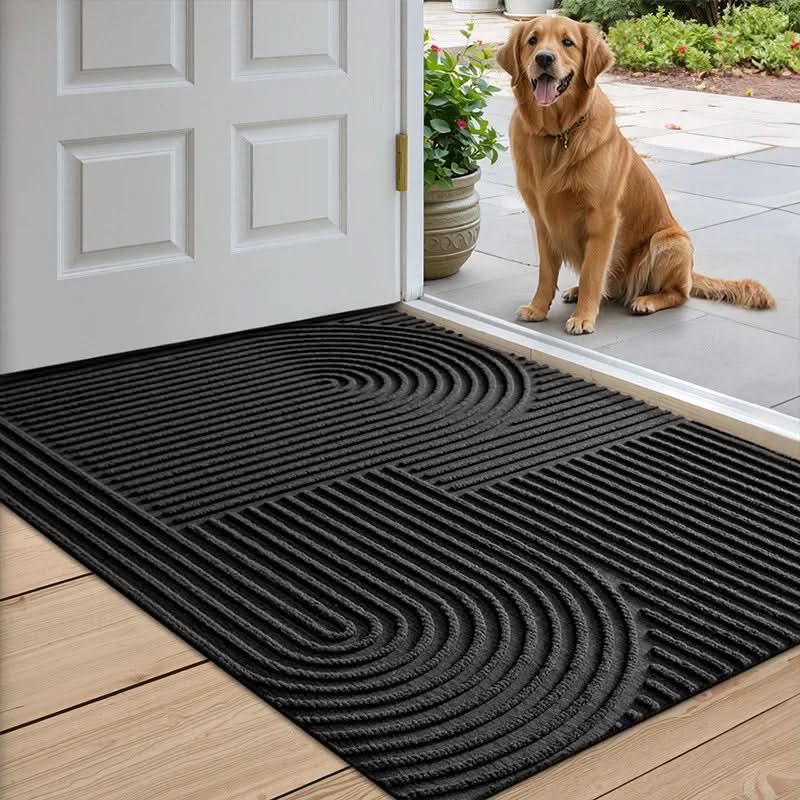 Absorbent, Washable Mat with Fluid Line Pattern