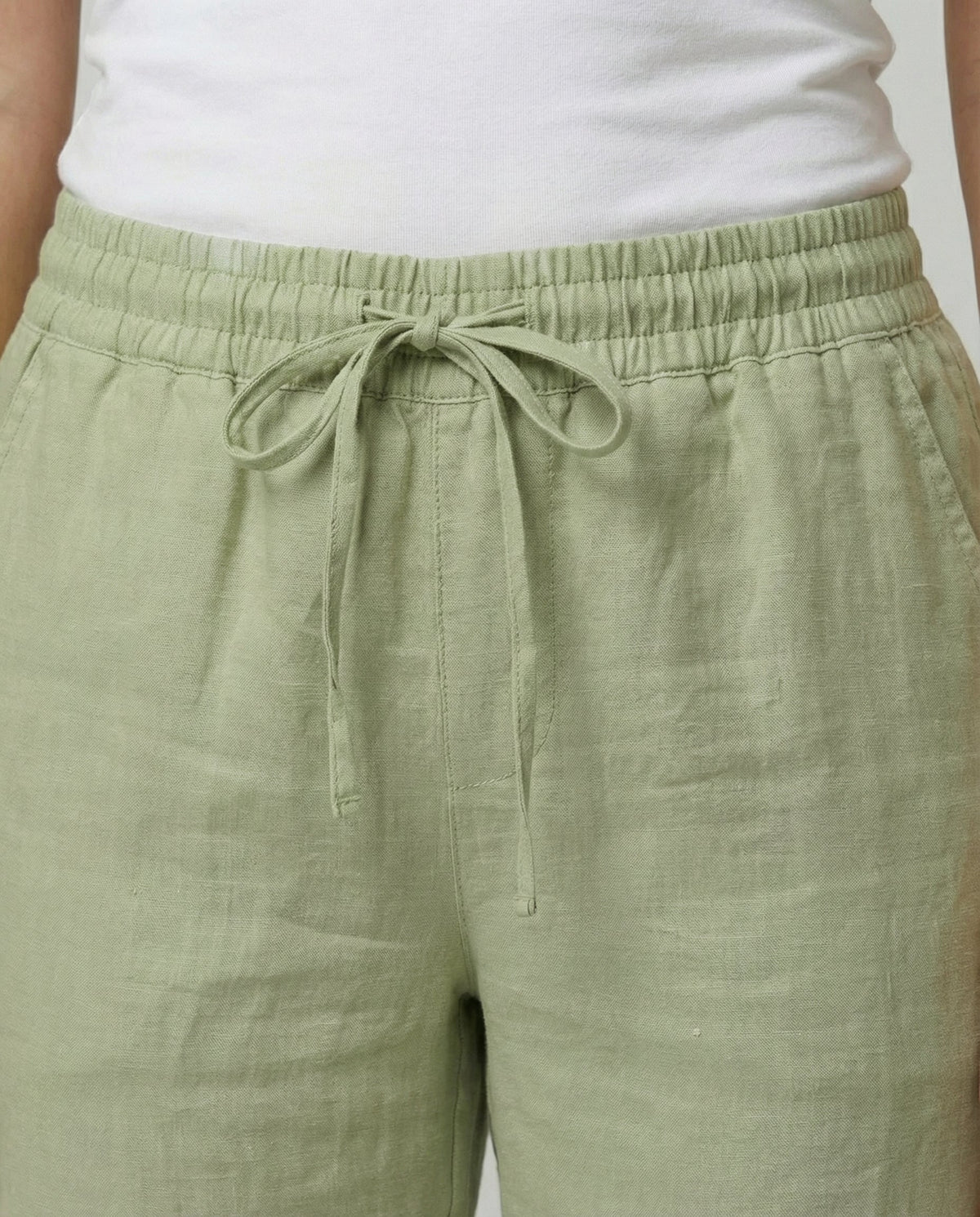 Airy and Elegant Women's Linen Trousers