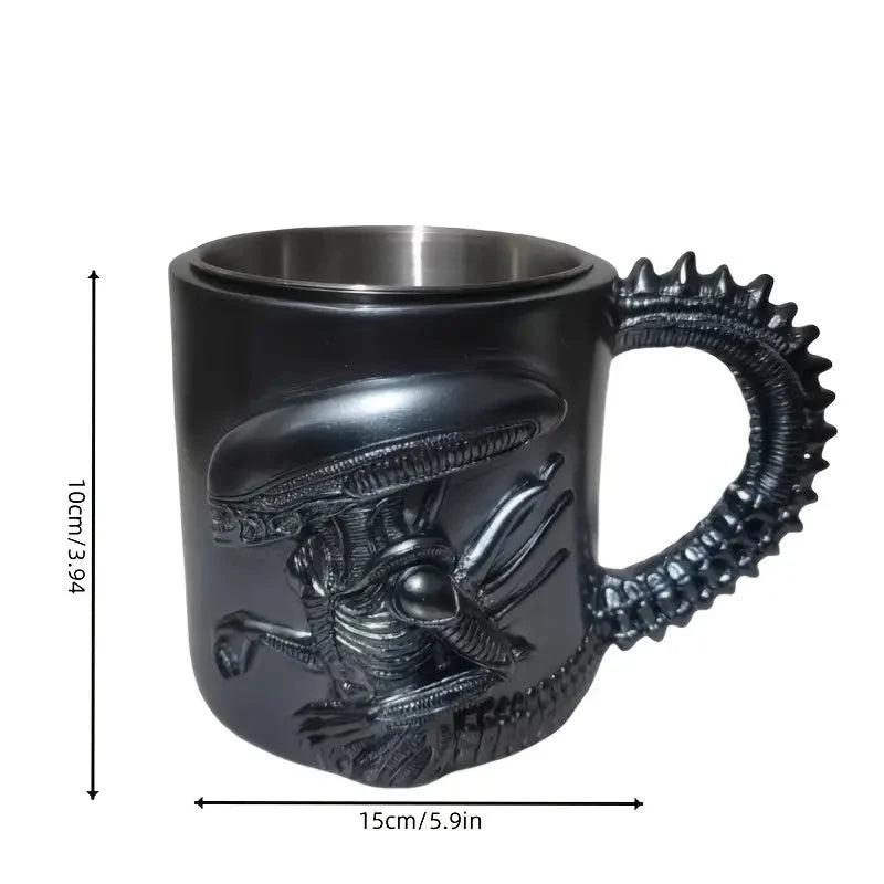 Alien Creature Collectible Mug – Sci-Fi Horror Themed Drinkware