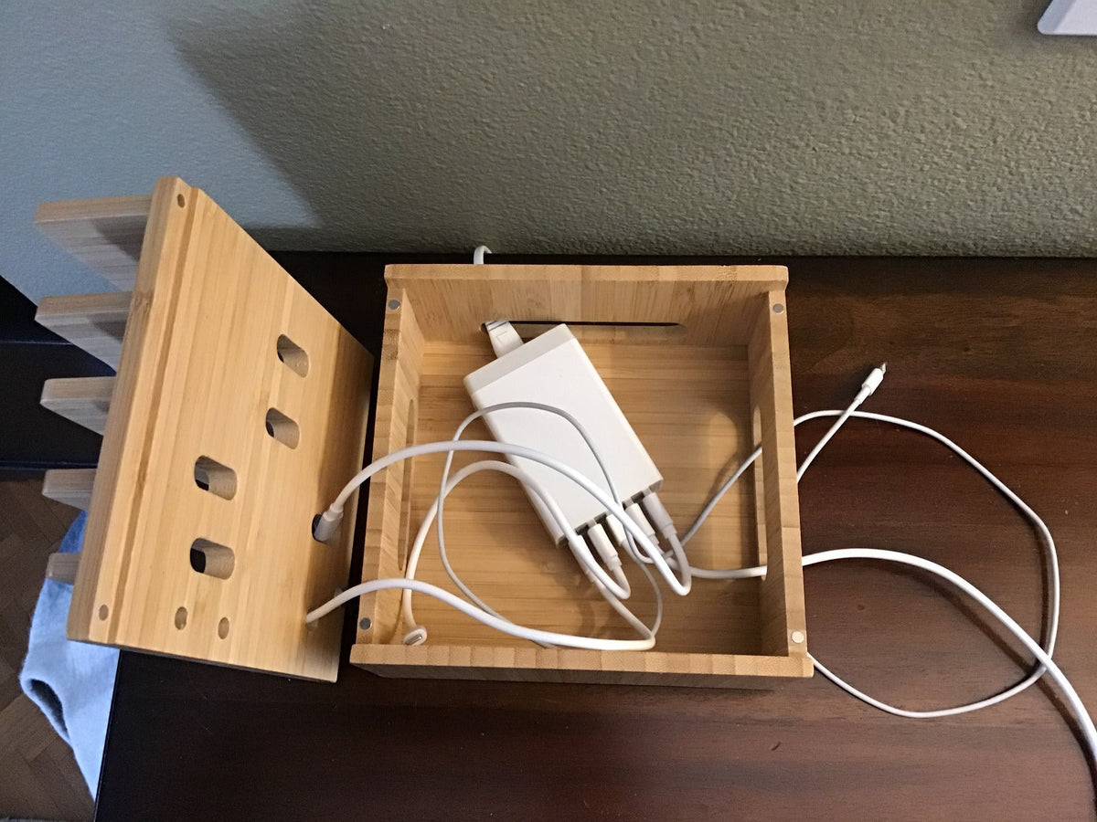 Bamboo Charging Station | 5-Port USB & Organizer | For Smartphone, Tablet & Smartwatch | Includes Cable Set