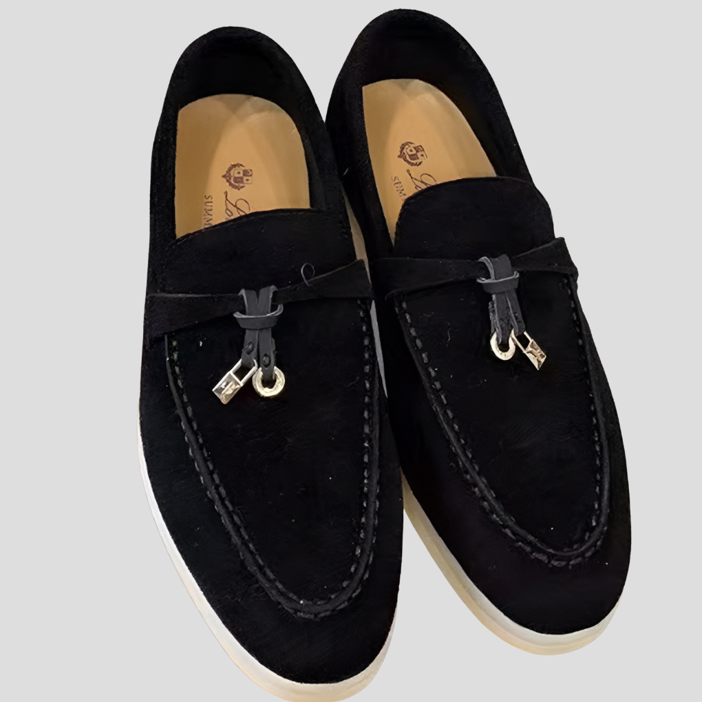 Chic and Comfortable Tassel Loafers