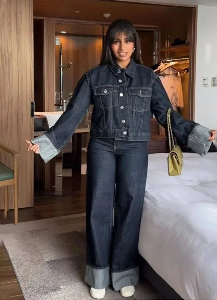 Chic and Stylish Women's Set - Casual, Elegant