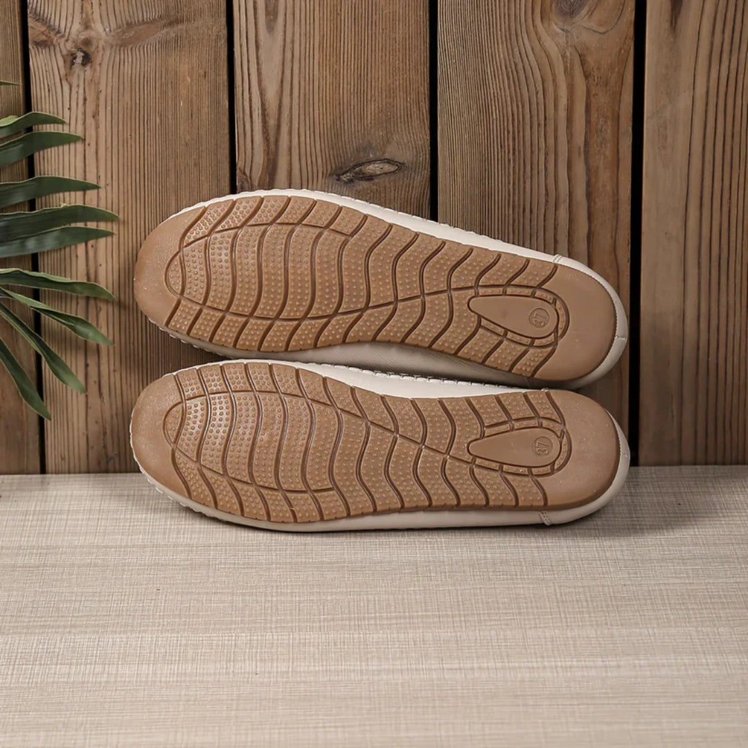 Comfortable Cutout Ballet Flats
