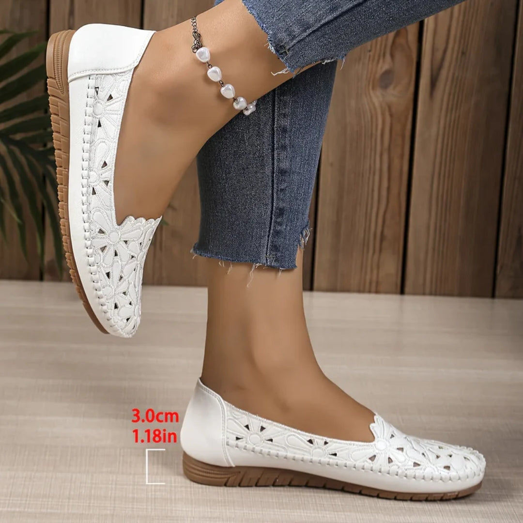 Comfortable Cutout Ballet Flats