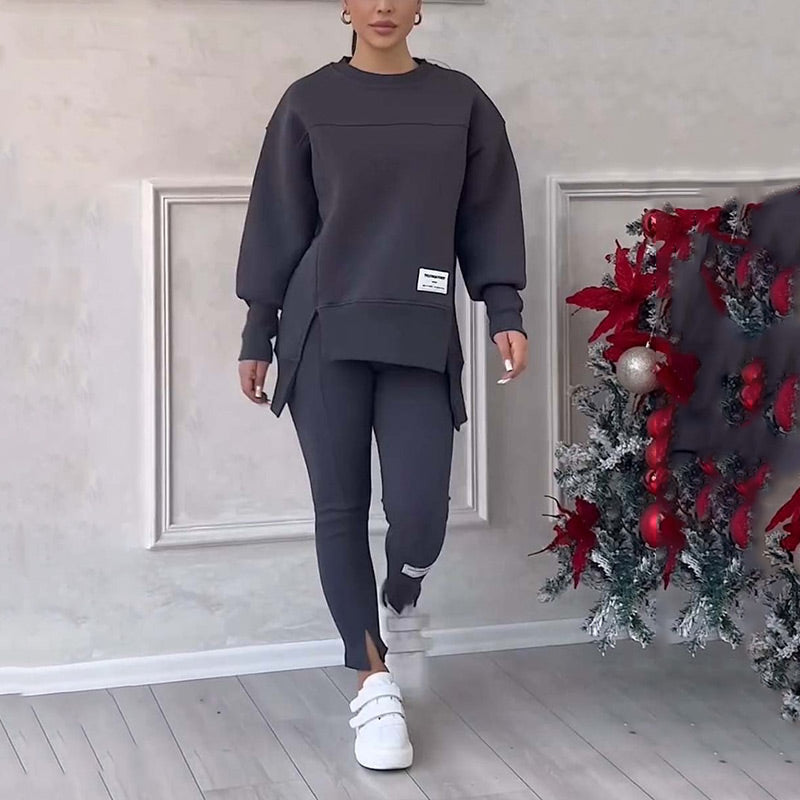 Comfortable Two-Piece Set Combining Comfort with Modern and Elegant Style