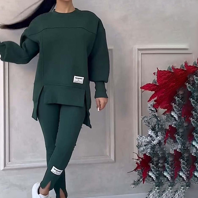 Comfortable Two-Piece Set Combining Comfort with Modern and Elegant Style