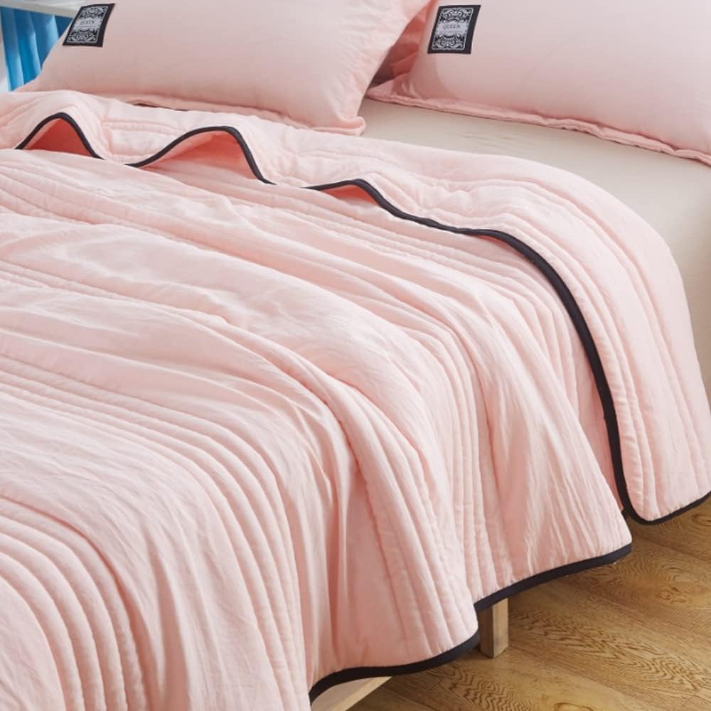 Cool and Cozy Blanket for Refreshing Comfort and Breathable Relaxation
