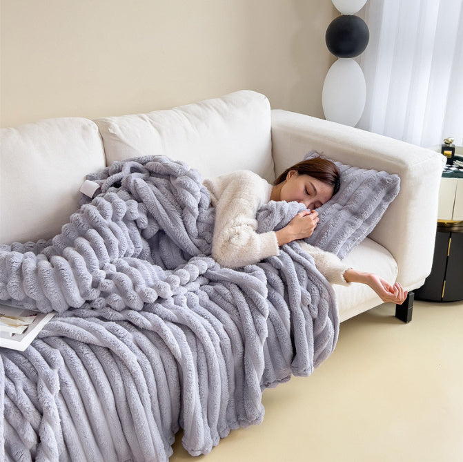 Cozy Comfort Blanket - The Perfect Warmth for Winter Evenings