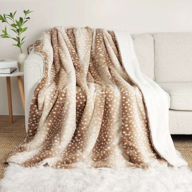 Cozy Faux Fur Blanket with Deer Motif – Reversible Plush Throw