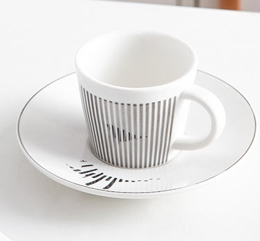 Creative Coffee Mug with Dynamic Mirror Reflection