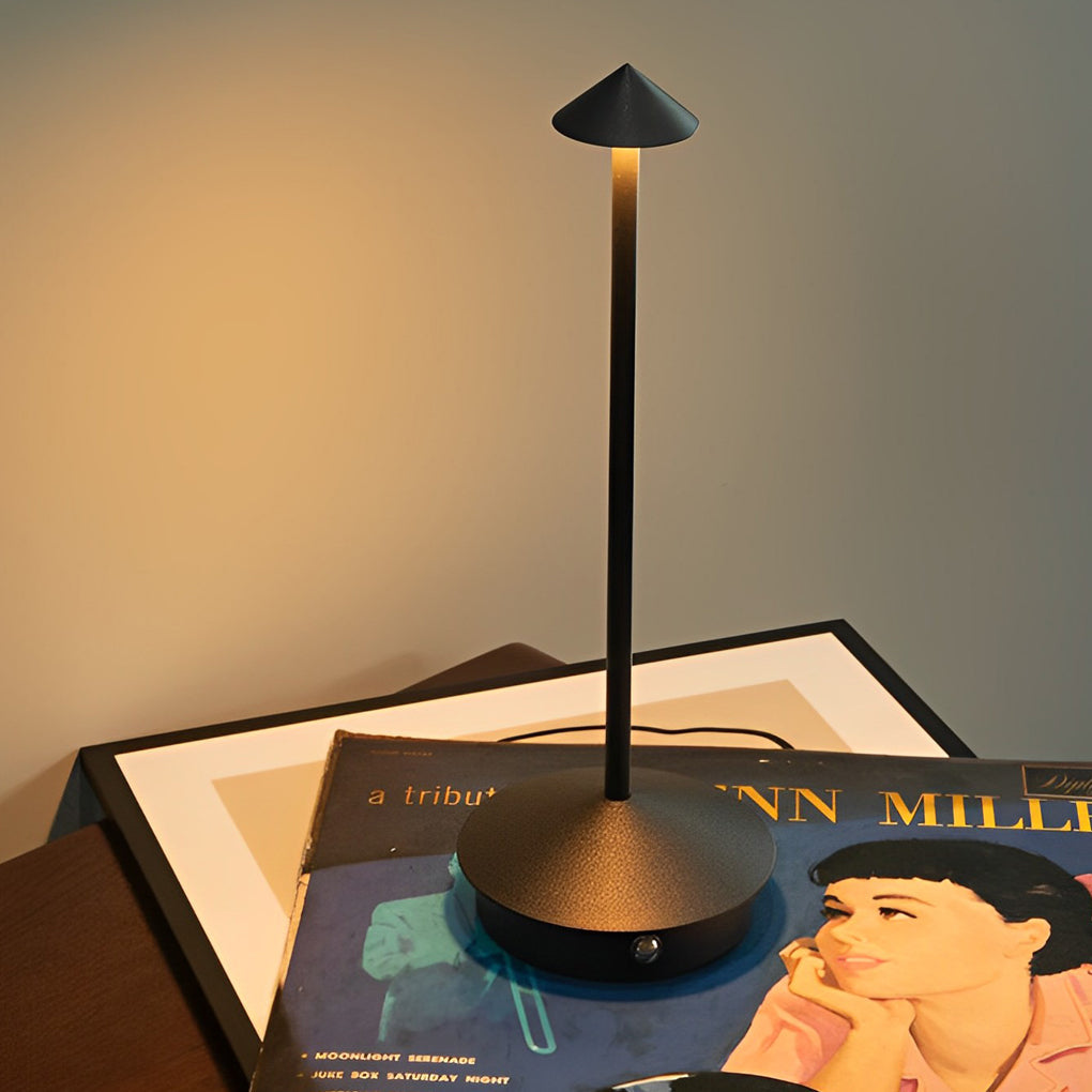 Dimmable USB Table Lamp