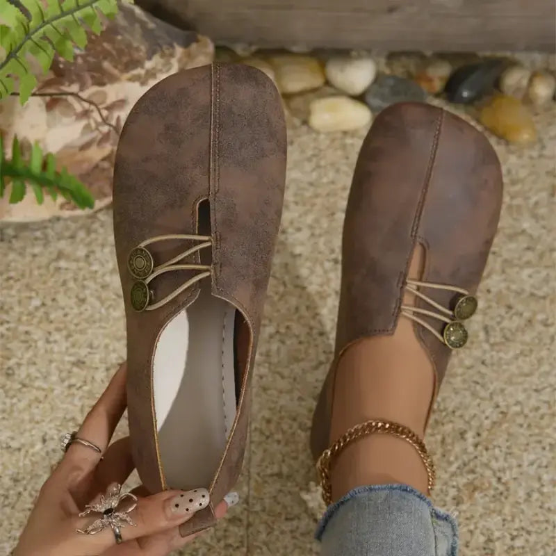 Elegant Ergonomic Round Toe Flat Shoes with Flexible Sole