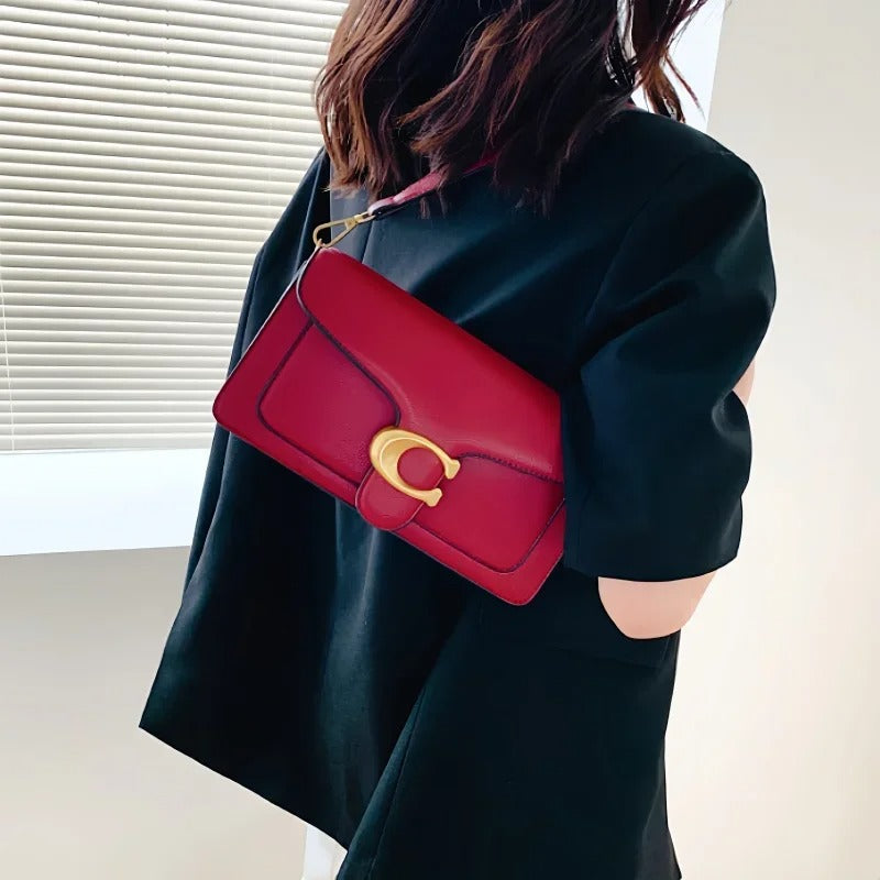 Elegant Handbag with Spacious Capacity