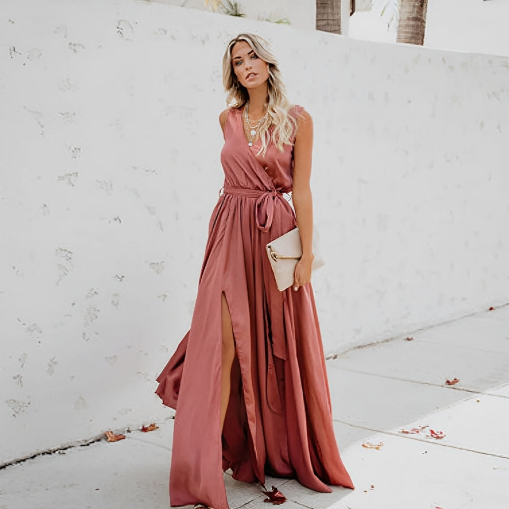 Elegant Maxi Dress with Waist Belt for Special Occasions
