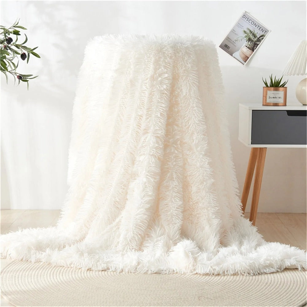 Fluffy faux fur throw blanket
