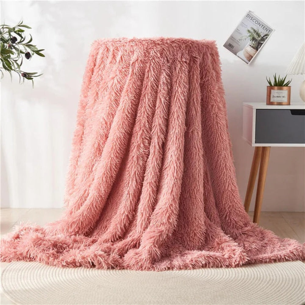Fluffy faux fur throw blanket