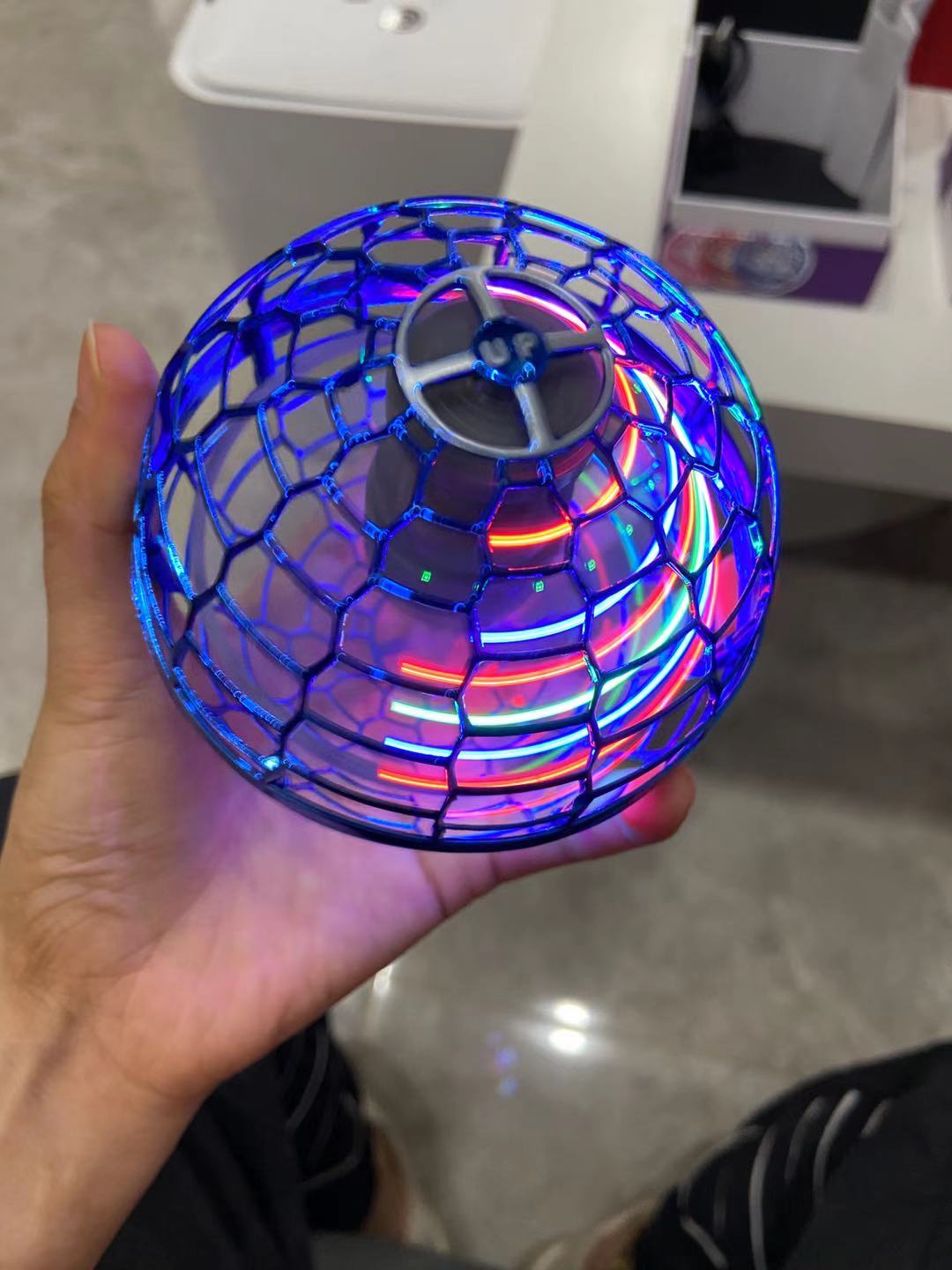 Flying Ball Spinner Toy - Hand-Controlled Drone Helicopter, 360-Degree Rotating Mini UFO with Lights for Kids