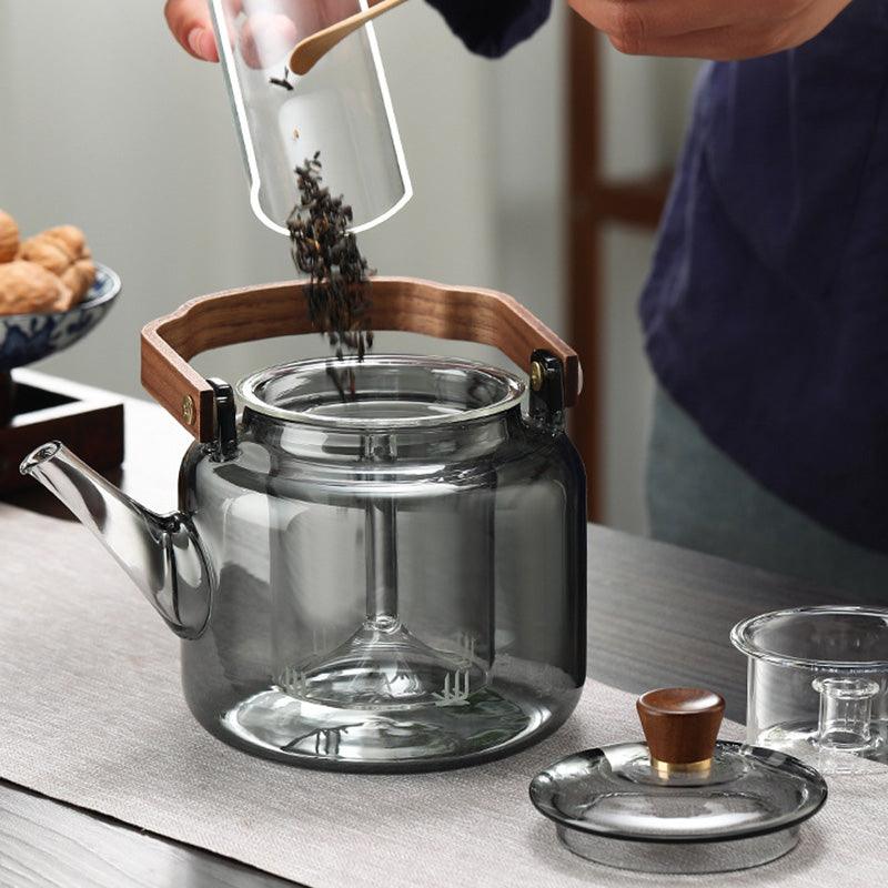 Glass Teapot with Wooden Handle – Elegant Design for Tea Drinking