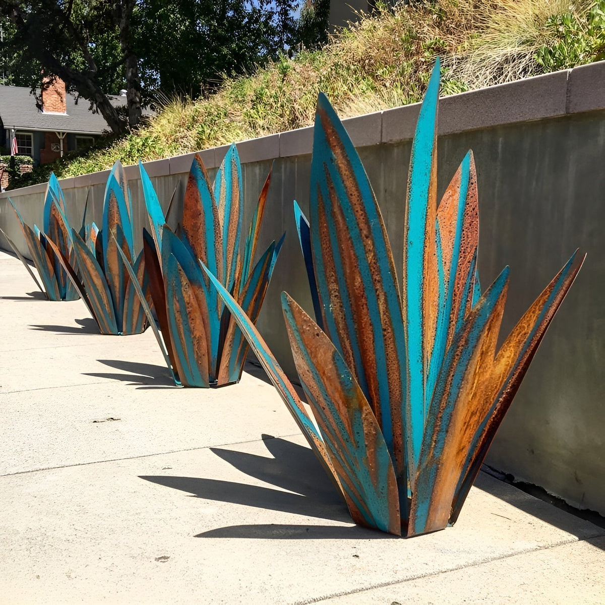 Handcrafted Rust-Proof Metal Agave Garden Sculpture for Indoor & Outdoor Decor