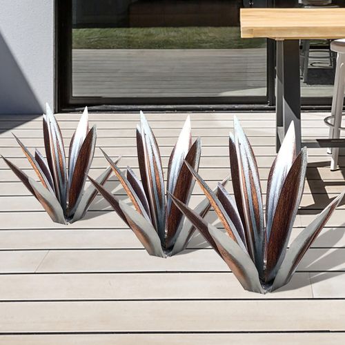 Handcrafted Rust-Proof Metal Agave Garden Sculpture for Indoor & Outdoor Decor