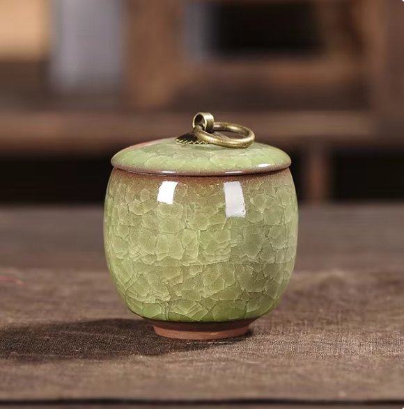 Handmade Cat-Shaped Ceramic Pet Urn