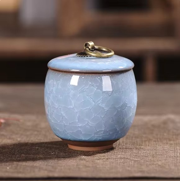 Handmade Cat-Shaped Ceramic Pet Urn