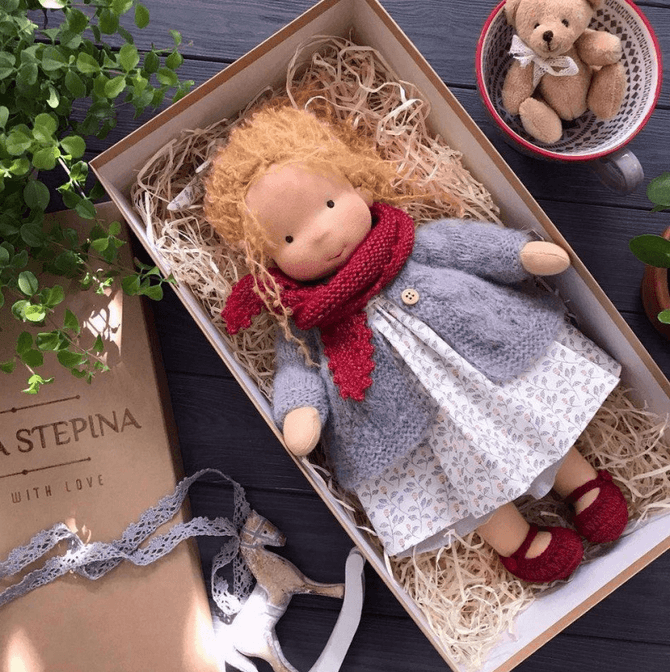 Handmade Waldorf Doll - Organic Cotton & Hypoallergenic Textiles - Educational Toy for Sensory Stimulation