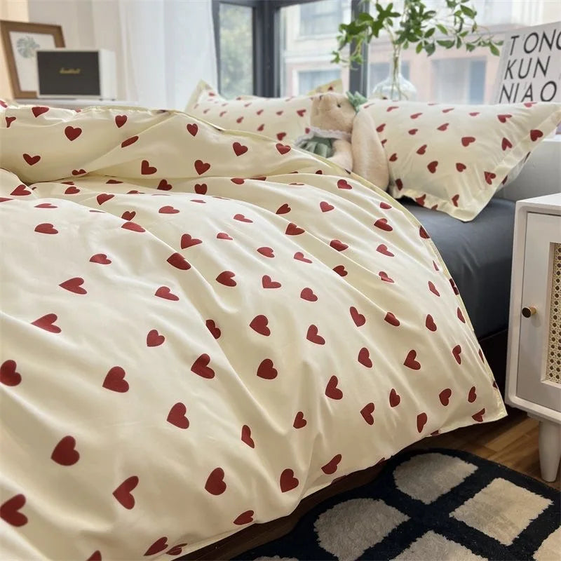 Heart Pattern Bedding Set – Duvet Cover and Pillowcase for Single, Double and Queen Size Beds