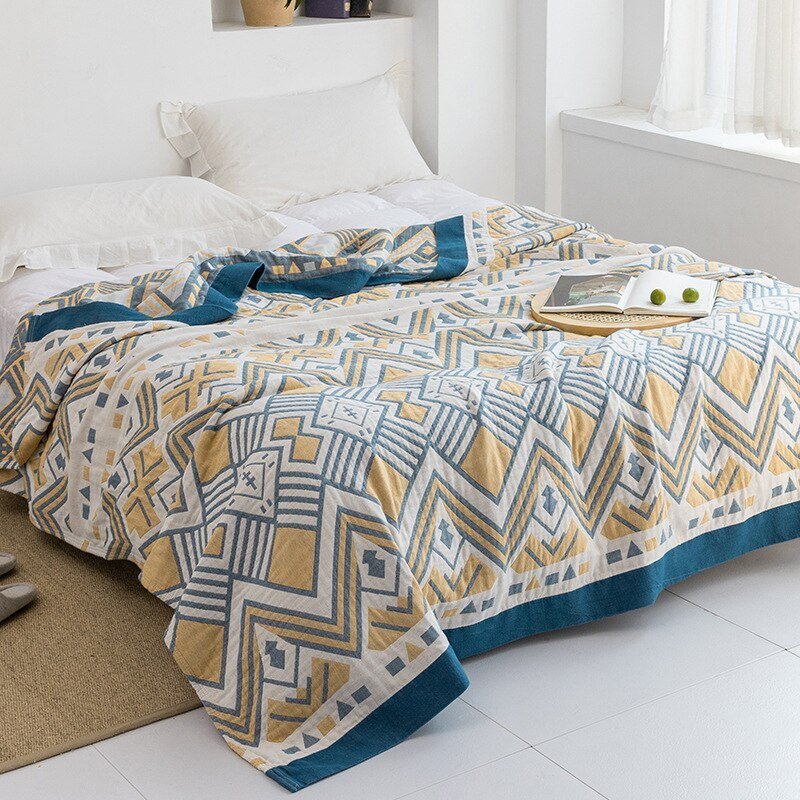 Japanese Soft Fleece Throw Blanket for Cozy Comfort