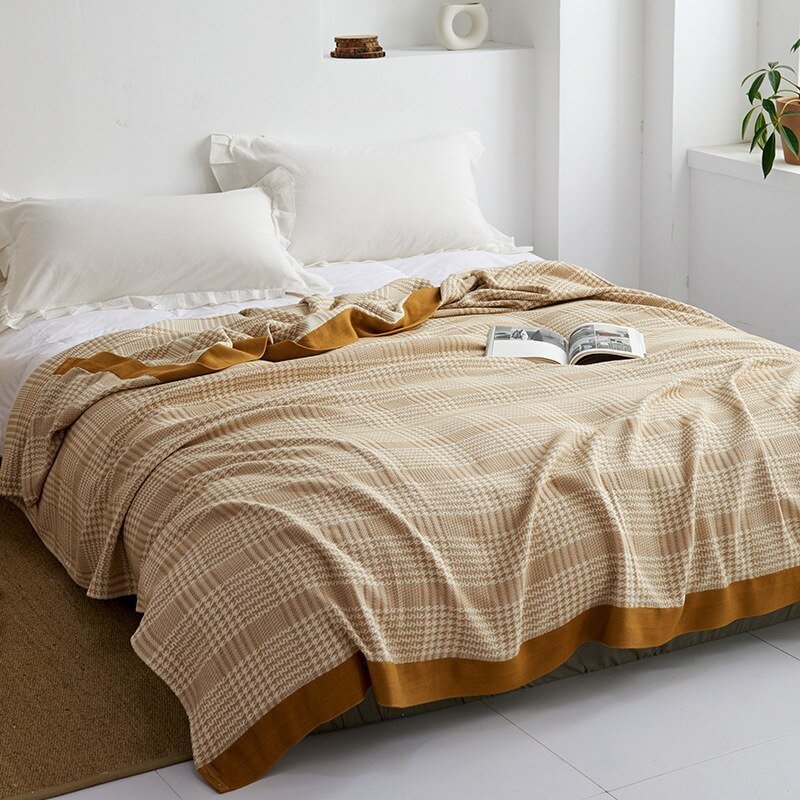 Japanese Soft Fleece Throw Blanket for Cozy Comfort