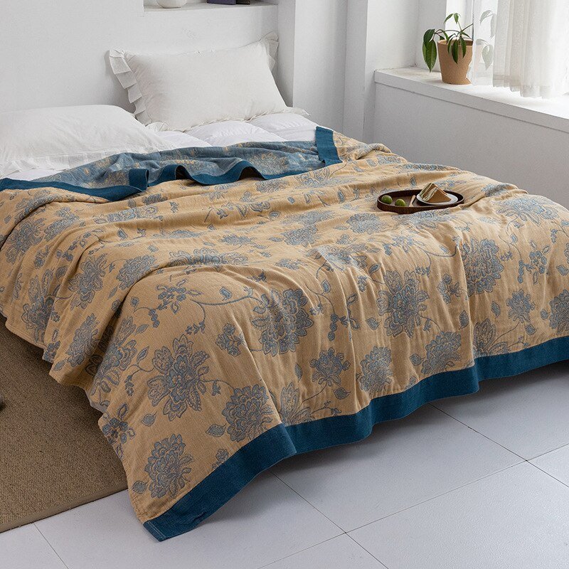 Japanese Soft Fleece Throw Blanket for Cozy Comfort