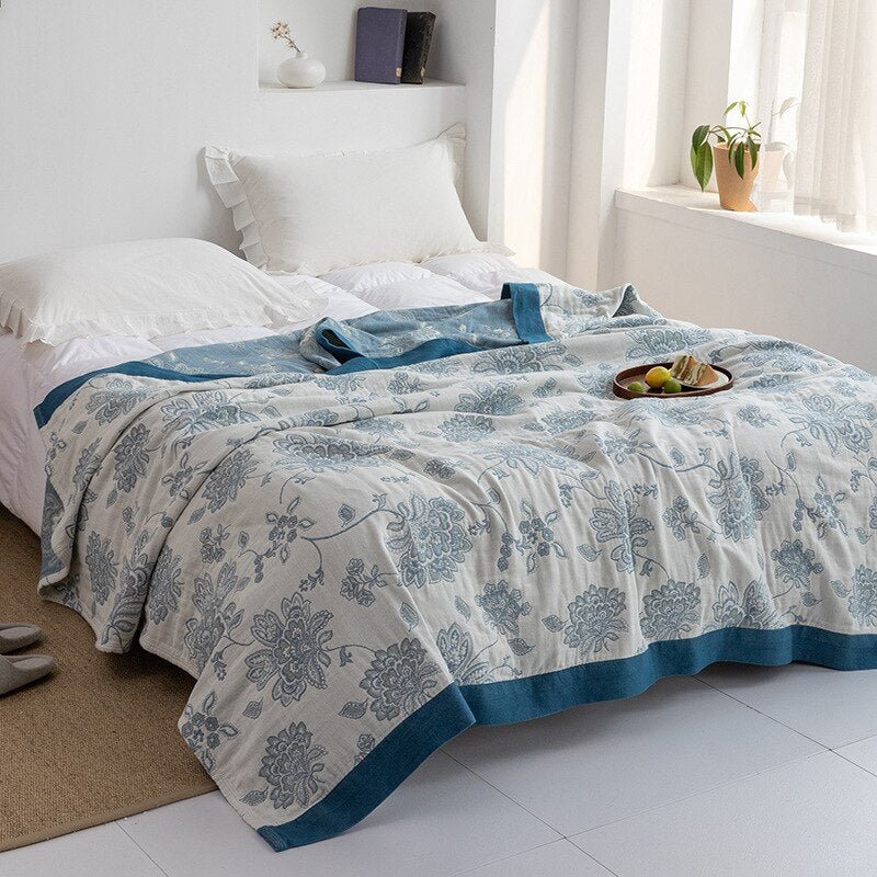 Japanese Soft Fleece Throw Blanket for Cozy Comfort