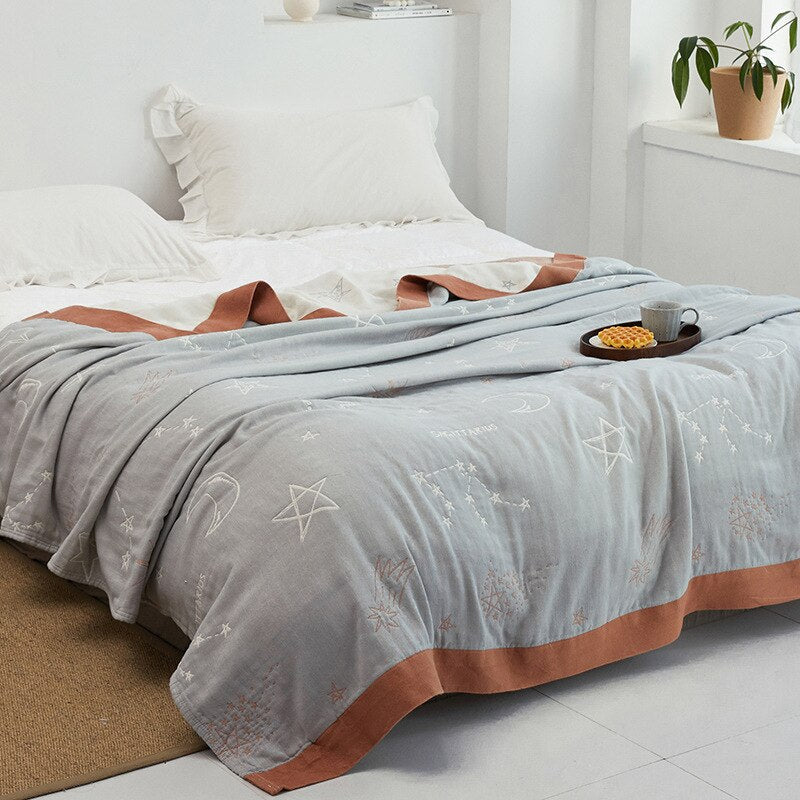 Japanese Soft Fleece Throw Blanket for Cozy Comfort