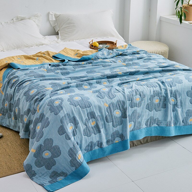 Japanese Soft Fleece Throw Blanket for Cozy Comfort