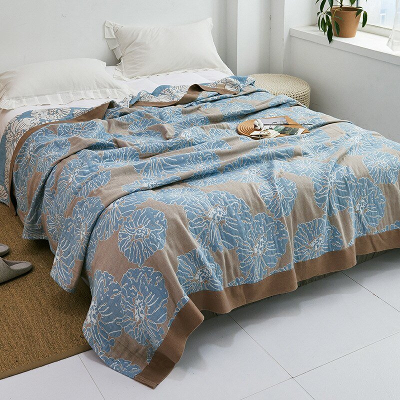 Japanese Soft Fleece Throw Blanket for Cozy Comfort