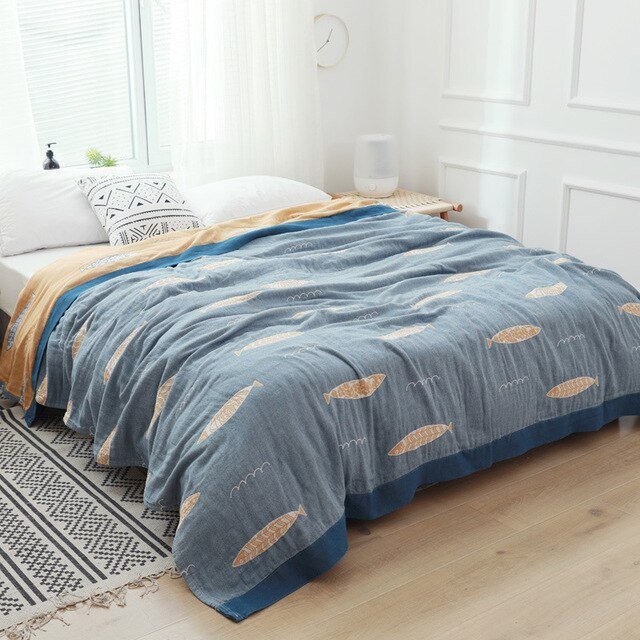 Japanese Soft Fleece Throw Blanket for Cozy Comfort