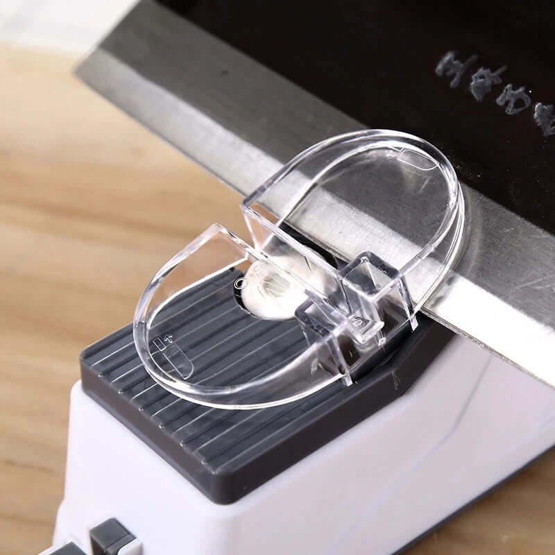 Knife Sharpener | Fast & Safe | Rechargeable
