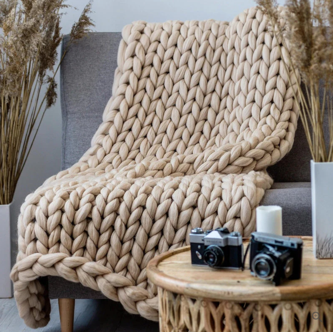 Knitted Merino Wool Blanket - Warmth & Luxury