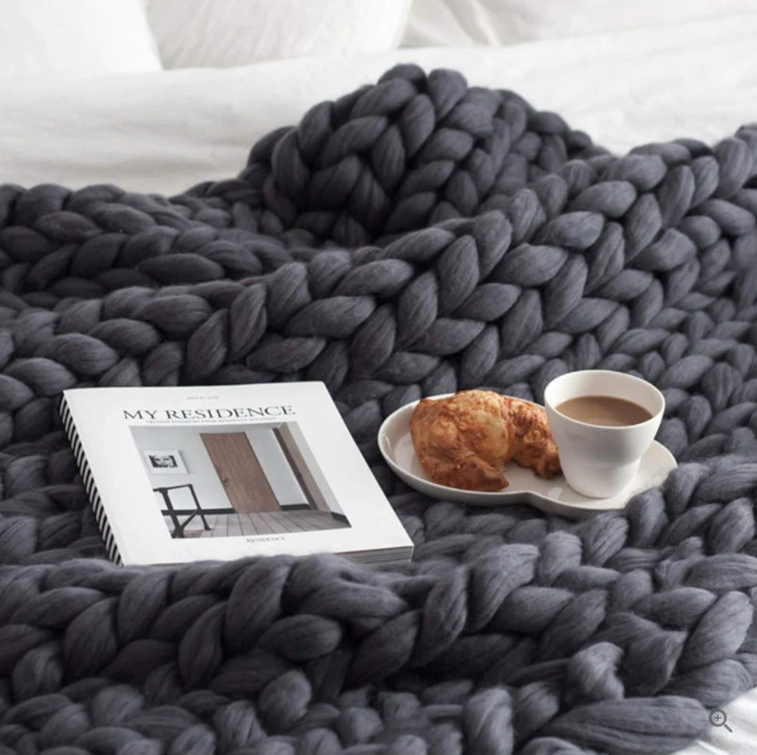 Knitted Merino Wool Blanket - Warmth & Luxury