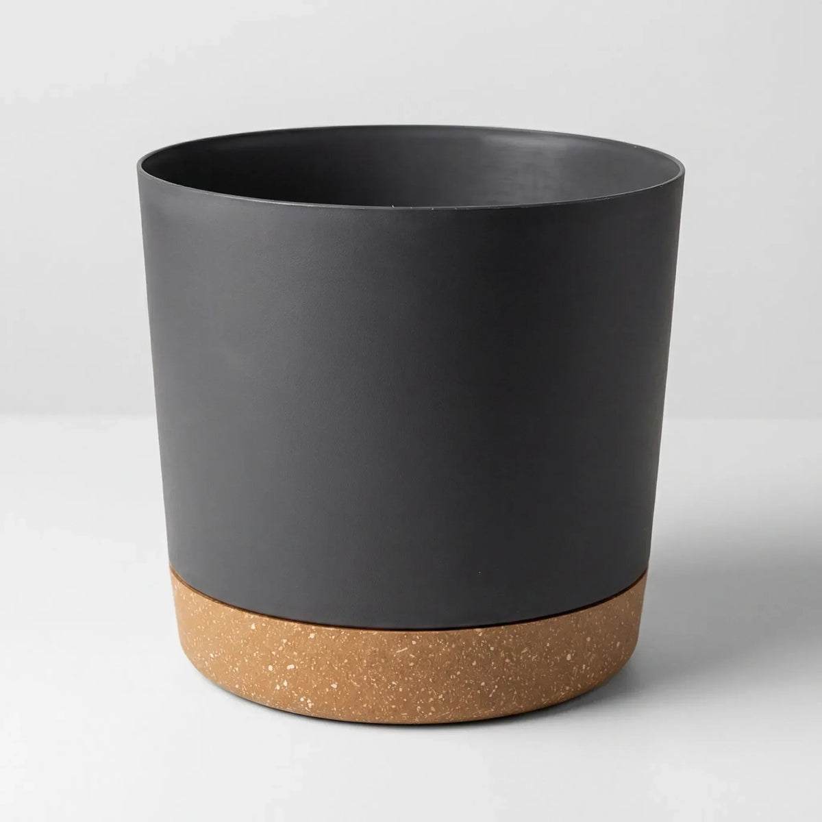 Large Lightweight Plant Pot with Drainage Holes