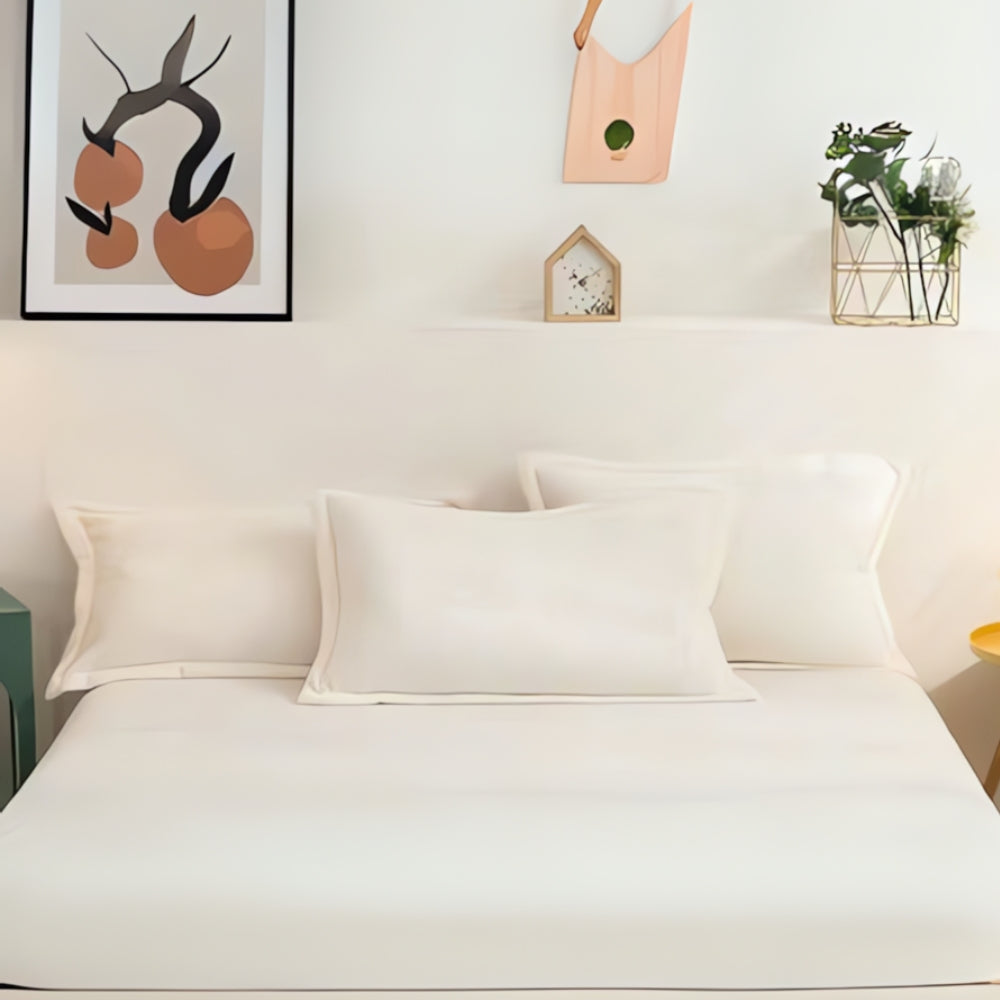 Lightweight and Comfortable Fleece Pillowcases