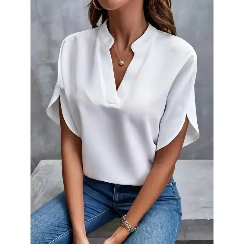 Lightweight Women's Tummy-Concealing Blouse